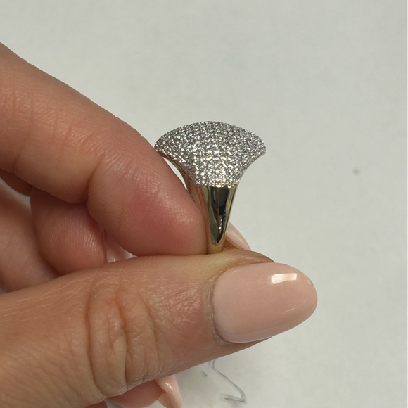 Suzy Levian Yellow Sterling Silver White CZ Pave Ring NWT - Picture 5 of 5